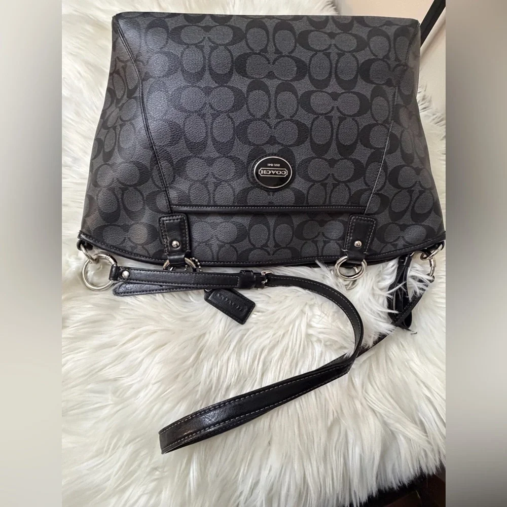 Coach F18917 Peyton Signature Tote Black Grey Logo Handbag Bag